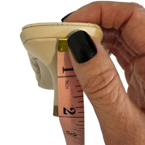 NEW Burberry Beige Quilted Embroidered Slip-On Glove Mule Shoes 37.5 - Picture 14 of 14